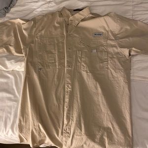 Columbia PFG button down
